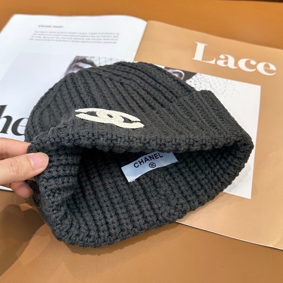 Chanel Black Knit Beanie with Logo - Picture 3 of 4